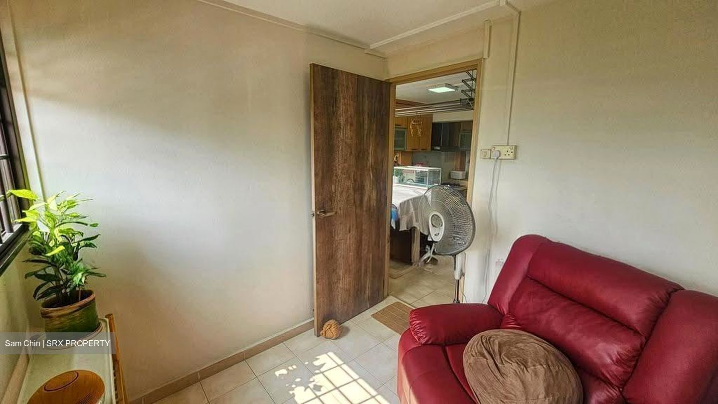 Blk 11 Holland Vista (Queenstown), HDB 3 Rooms #626003031